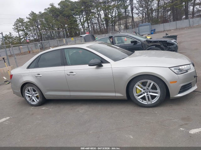 44816535 :رقم المزاد ، WAUANAF45HN012503 vin ، 2017 Audi A4 2.0t Premium مزاد بيع