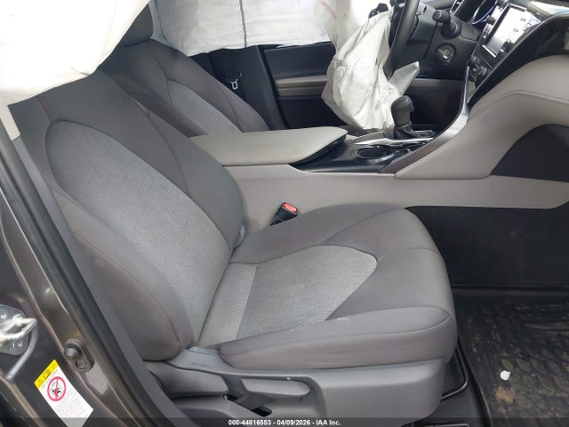 4T1B11HK5JU143372 Toyota CAMRY LE
