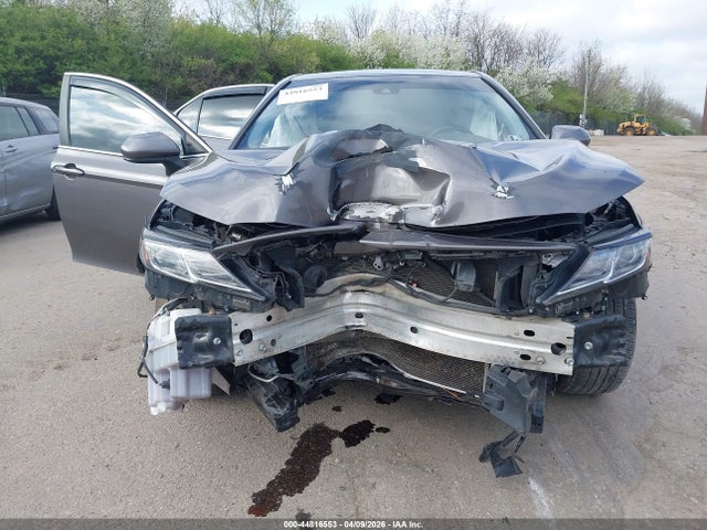 4T1B11HK5JU143372 Toyota CAMRY LE