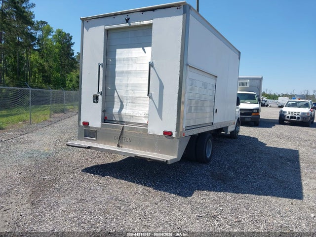 Продажа на аукционе авто 2017 Chevrolet Express Cutaway 4500 Series, vin: 1GB6GUCG8H1127370, номер лота: 44816557