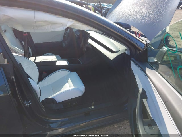 Продажа на аукционе авто 2024 Tesla Model 3 Performance All-wheel Drive, vin: 5YJ3E1ET0RF823842, номер лота: 44816569