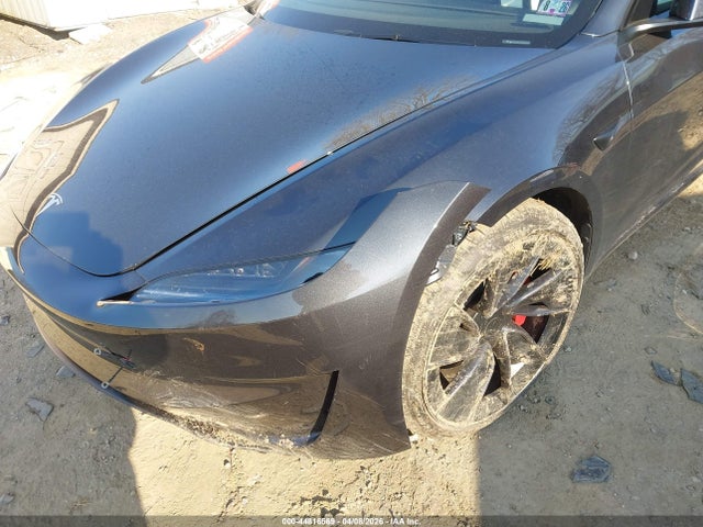 Продажа на аукционе авто 2024 Tesla Model 3 Performance All-wheel Drive, vin: 5YJ3E1ET0RF823842, номер лота: 44816569