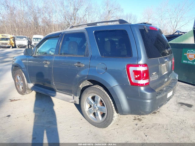 2010 FORD ESCAPE 1FMCU9D70AKA05438 Photo 2
