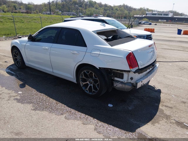 44816602 :رقم المزاد ، 2C3CCAAG1JH302081 vin ، 2018 Chrysler 300 Touring مزاد بيع