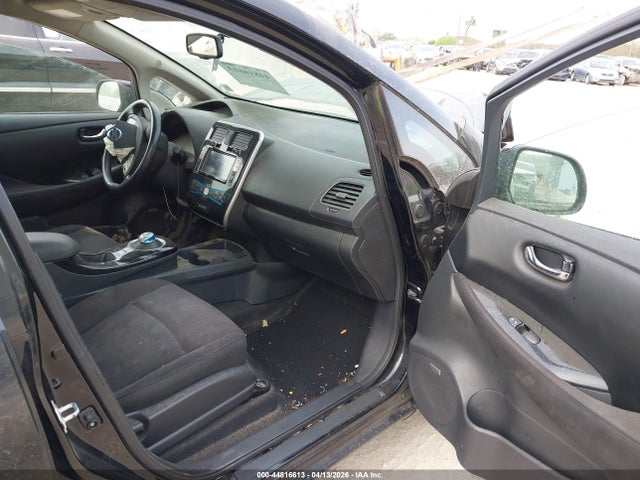 1N4BZ0CP9GC307592 Nissan LEAF SV