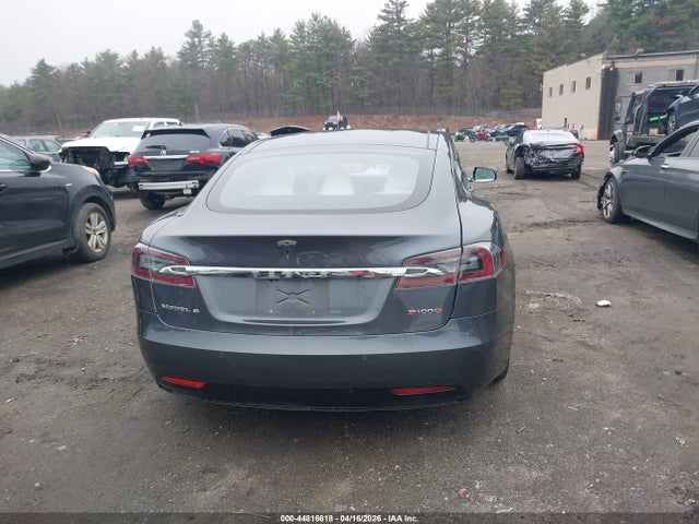 2018 Tesla Model S 100d/75d/p100d მანქანა იყიდება აუქციონზე, vin: 5YJSA1E40JF293215, აუქციონის ნომერი: 44816618