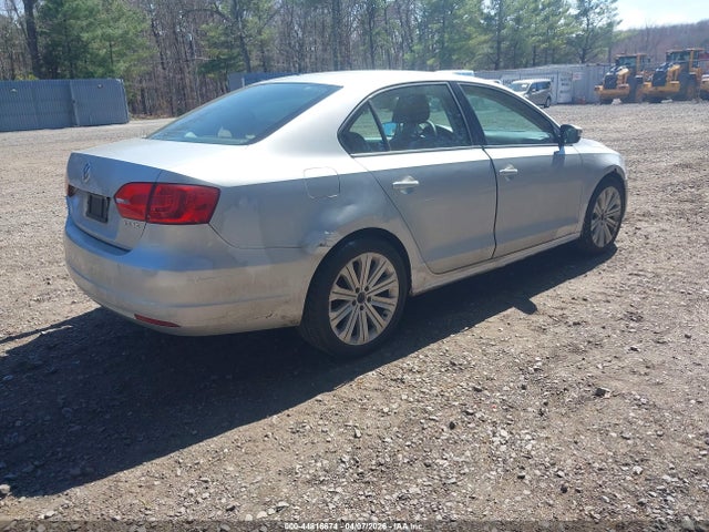 2012 Volkswagen Jetta 2.5l Se მანქანა იყიდება აუქციონზე, vin: 3VWDP7AJXCM317263, აუქციონის ნომერი: 44816674