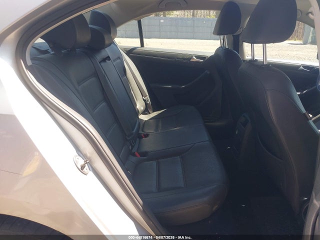 2012 Volkswagen Jetta 2.5l Se მანქანა იყიდება აუქციონზე, vin: 3VWDP7AJXCM317263, აუქციონის ნომერი: 44816674