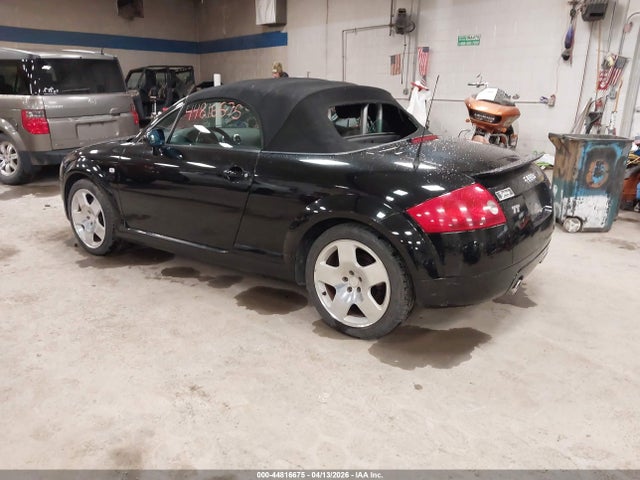 2002 AUDI TT TRUUT28N821041824 Photo 2