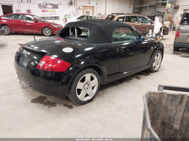 2002 AUDI TT TRUUT28N821041824 Photo 3