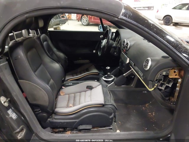 2002 AUDI TT TRUUT28N821041824 Photo 4
