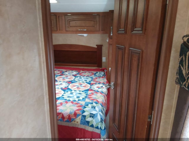 Продаж на аукціоні авто 2011 Jayco Eagle, vin: 1UJCJ0BP3B1PM0112, номер лоту: 44816702