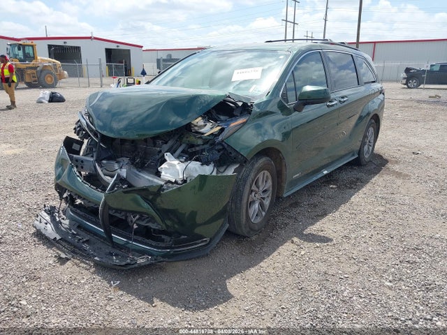 2021 Toyota Sienna Xle მანქანა იყიდება აუქციონზე, vin: 5TDJSKFCXMS036356, აუქციონის ნომერი: 44816738
