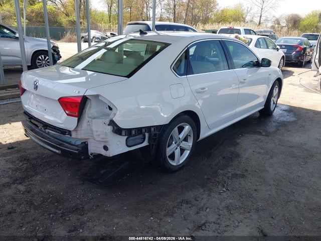 2015 Volkswagen Passat 1.8t Limited Edition მანქანა იყიდება აუქციონზე, vin: 1VWAT7A3XFC114105, აუქციონის ნომერი: 44816742