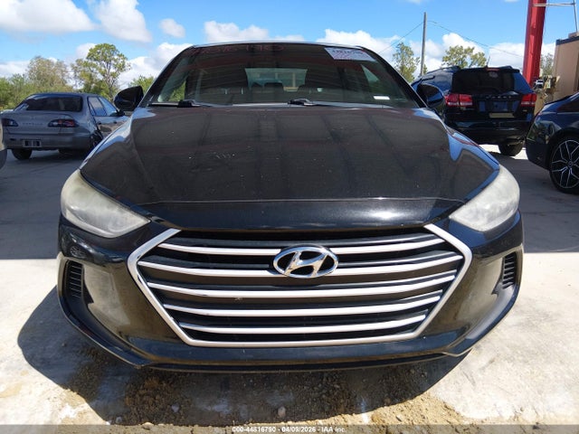 2018 Hyundai Elantra Sel მანქანა იყიდება აუქციონზე, vin: 5NPD84LF8JH255601, აუქციონის ნომერი: 44816790