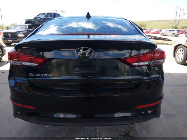 2018 Hyundai Elantra Sel მანქანა იყიდება აუქციონზე, vin: 5NPD84LF8JH255601, აუქციონის ნომერი: 44816790