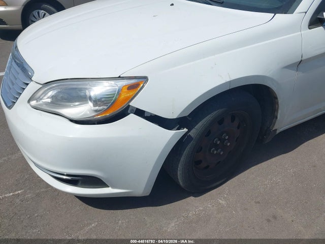 Aukcja sprzedaży 2013 Chrysler 200 Lx, vin: 1C3CCBAB5DN568872, numer aukcji: 44816792