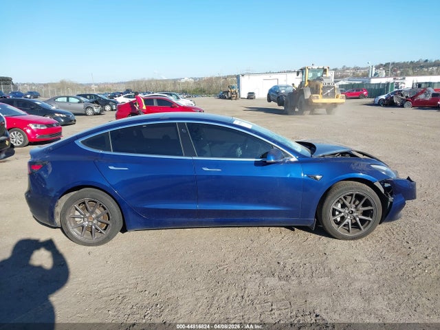 2018 Tesla Model 3 Long Range/performance მანქანა იყიდება აუქციონზე, vin: 5YJ3E1EB9JF120171, აუქციონის ნომერი: 44816824