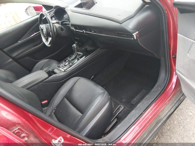 44816841 :رقم المزاد ، 3MVDMBCL5MM230724 vin ، 2021 Mazda Cx-30 Preferred مزاد بيع