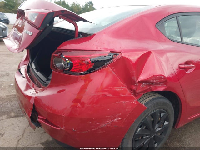 2015 Mazda Mazda3 I Sport მანქანა იყიდება აუქციონზე, vin: 3MZBM1U79FM142778, აუქციონის ნომერი: 44816849