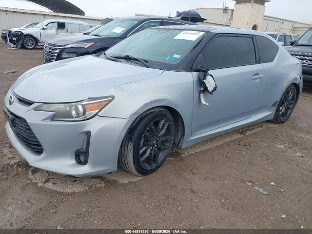 Scion Tc 10 Series 2014 JTKJF5C71E3067178 Image 2