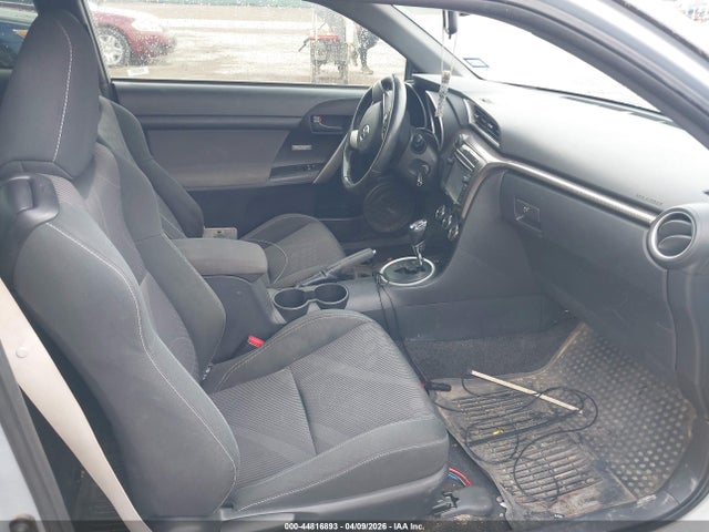 Scion Tc 10 Series 2014 JTKJF5C71E3067178 Image 5