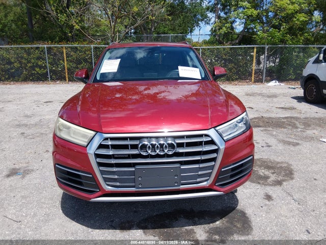 Продажа на аукционе авто 2018 Audi Q5 2.0t Premium/2.0t Tech Premium, vin: WA1ANAFY3J2110260, номер лота: 44816895