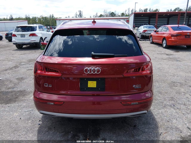 Продажа на аукционе авто 2018 Audi Q5 2.0t Premium/2.0t Tech Premium, vin: WA1ANAFY3J2110260, номер лота: 44816895