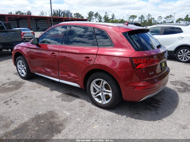 Продажа на аукционе авто 2018 Audi Q5 2.0t Premium/2.0t Tech Premium, vin: WA1ANAFY3J2110260, номер лота: 44816895