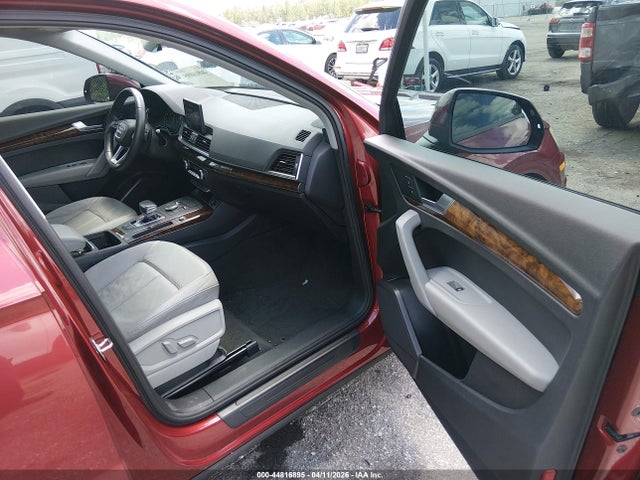Продажа на аукционе авто 2018 Audi Q5 2.0t Premium/2.0t Tech Premium, vin: WA1ANAFY3J2110260, номер лота: 44816895