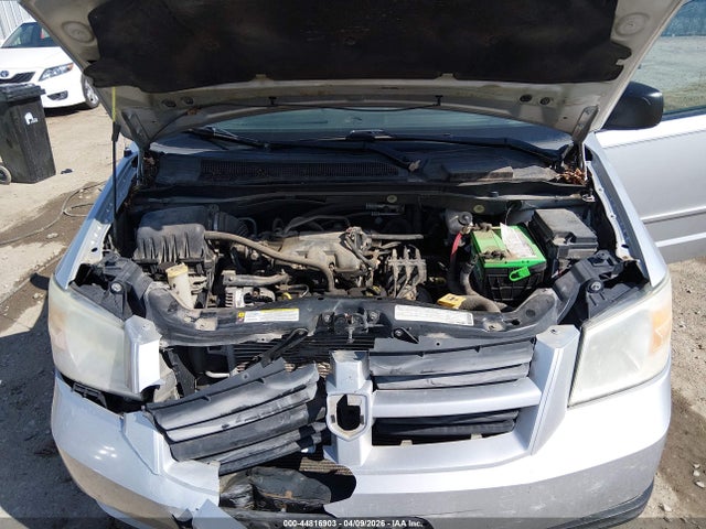 2010 Dodge Grand Caravan Se მანქანა იყიდება აუქციონზე, vin: 2D4RN4DE2AR318332, აუქციონის ნომერი: 44816903