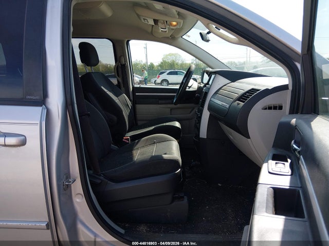2010 Dodge Grand Caravan Se მანქანა იყიდება აუქციონზე, vin: 2D4RN4DE2AR318332, აუქციონის ნომერი: 44816903