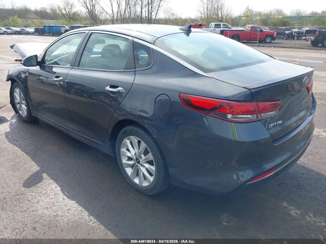 Продаж на аукціоні авто 2018 Kia Optima S, vin: 5XXGT4L38JG218836, номер лоту: 44816934
