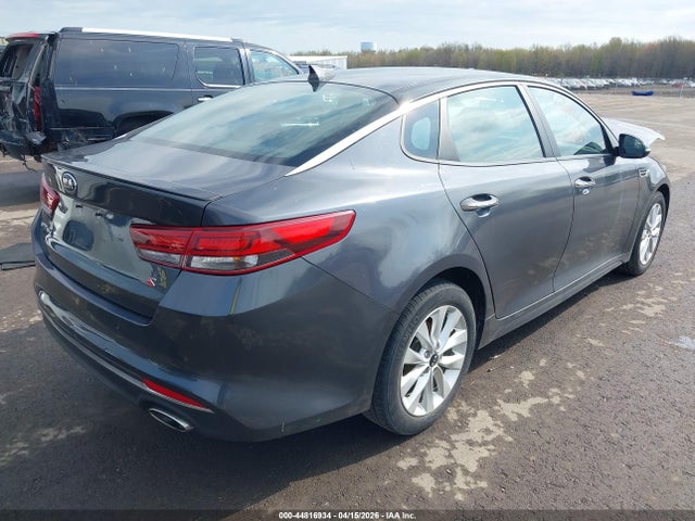 Продаж на аукціоні авто 2018 Kia Optima S, vin: 5XXGT4L38JG218836, номер лоту: 44816934