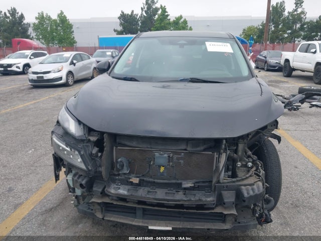 5N1BT3BA1NC693931 Nissan Rogue Sv Fwd