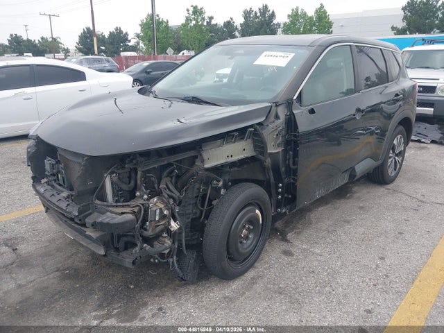 5N1BT3BA1NC693931 Nissan Rogue Sv Fwd