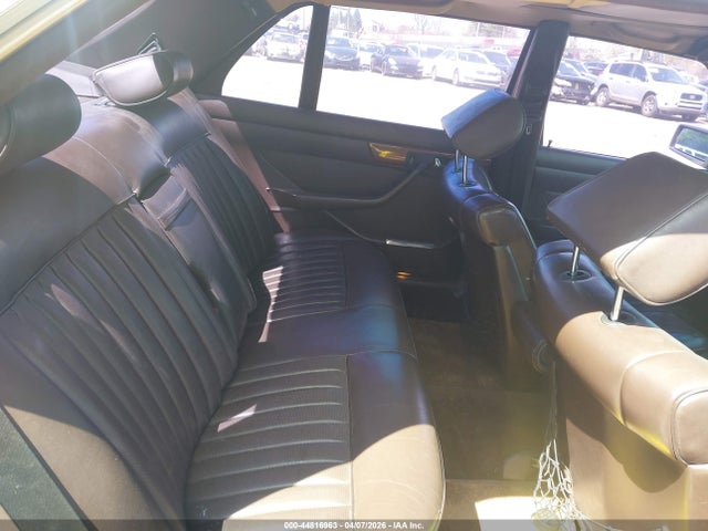 Продажа на аукционе авто 1986 Mercedes-benz 300 Sdl, vin: WDBCB25D0GA246404, номер лота: 44816963