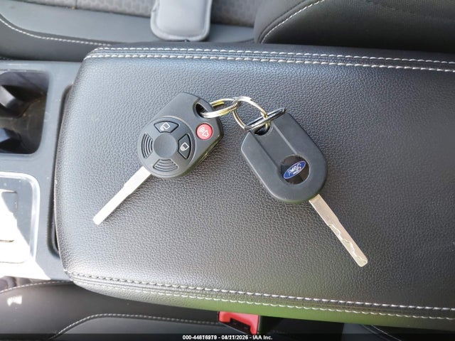 2017 FORD ESCAPE 1FMCU9GD4HUB08751 Photo 10