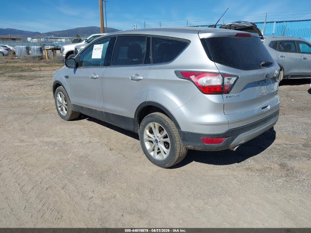 2017 FORD ESCAPE 1FMCU9GD4HUB08751 Photo 2