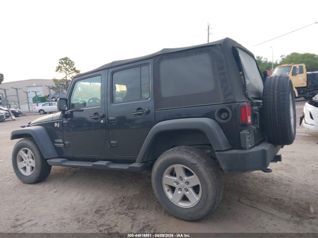 2017 Jeep Wrangler Unlimited Sport 4x4 მანქანა იყიდება აუქციონზე, vin: 1C4BJWDGXHL510205, აუქციონის ნომერი: 44816991