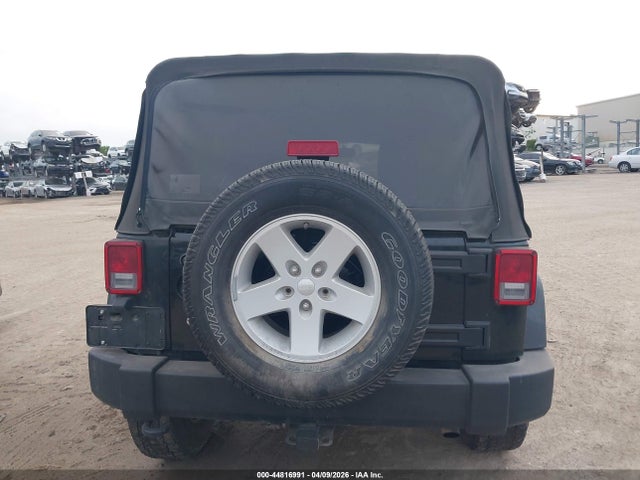 2017 Jeep Wrangler Unlimited Sport 4x4 მანქანა იყიდება აუქციონზე, vin: 1C4BJWDGXHL510205, აუქციონის ნომერი: 44816991