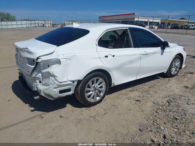 44817063 :رقم المزاد ، 4T1C11AK7PU819666 vin ، 2023 Toyota Camry Le مزاد بيع