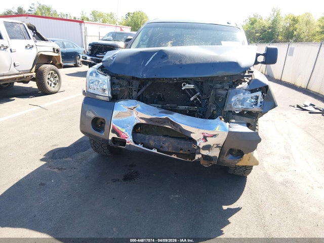 2012 Nissan Titan Sv მანქანა იყიდება აუქციონზე, vin: 1N6BA0EC6CN302762, აუქციონის ნომერი: 44817074