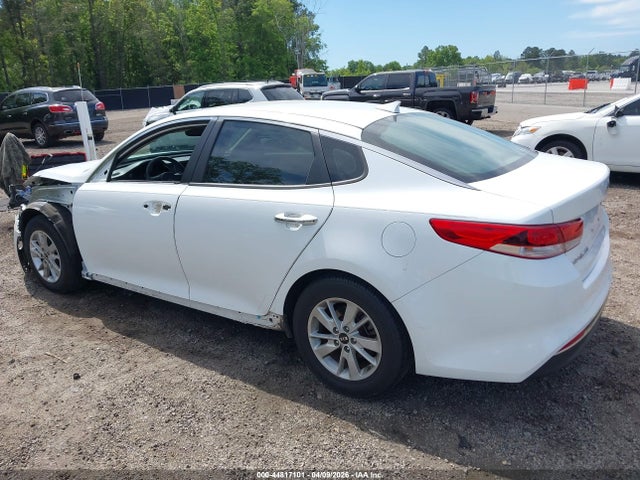 2017 Kia Optima Lx მანქანა იყიდება აუქციონზე, vin: 5XXGT4L37HG152970, აუქციონის ნომერი: 44817101