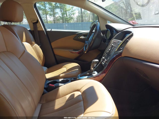 44817175 :رقم المزاد ، 1G4PS5SK9D4181470 vin ، 2013 Buick Verano Leather Group مزاد بيع