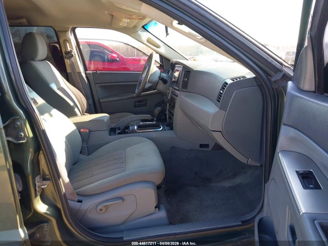 Продажа на аукционе авто 2006 Jeep Grand Cherokee Laredo, vin: 1J4GR48K06C310118, номер лота: 44817211