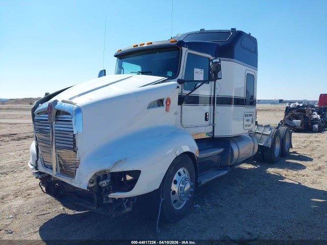 44817226 :رقم المزاد ، 1XKADU9X88J234011 vin ، 2008 Kenworth Construction T660 مزاد بيع