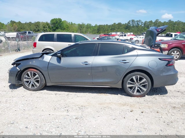 44817229 :رقم المزاد ، 1N4AA6AV3KC379596 vin ، 2019 Nissan Maxima 3.5 Sl مزاد بيع