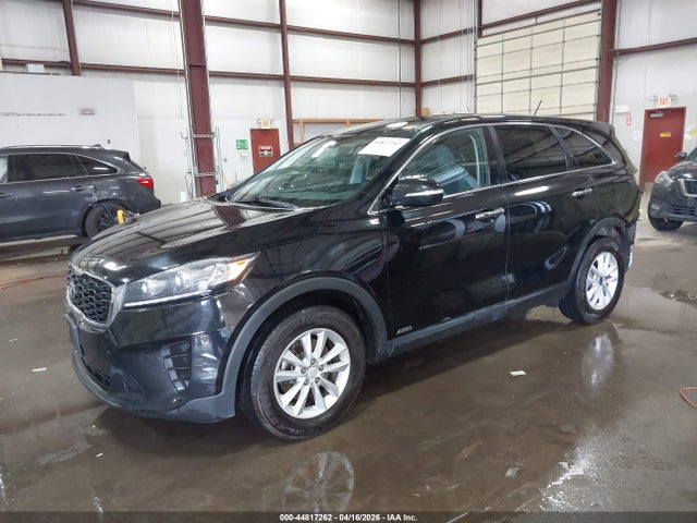 5XYPGDA32KG499231 KIA Sorento 2.4l Lx