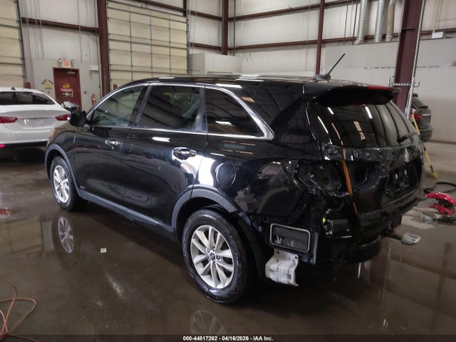 5XYPGDA32KG499231 KIA Sorento 2.4l Lx